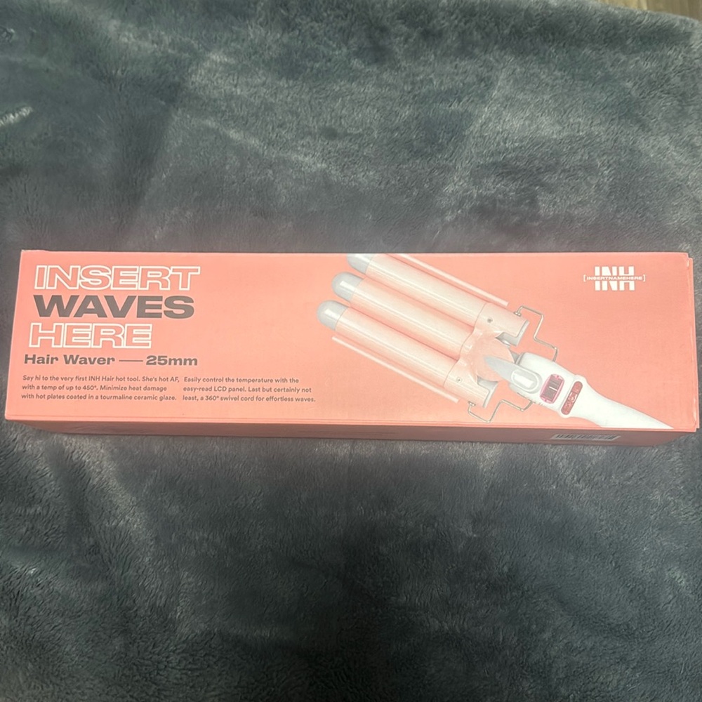 The Waver Hair Styling Tool 3 Barrel